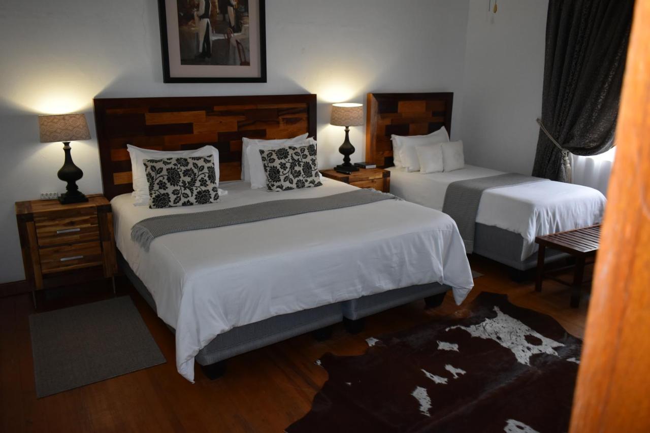 Steytlerville Royal Hotel 外观 照片