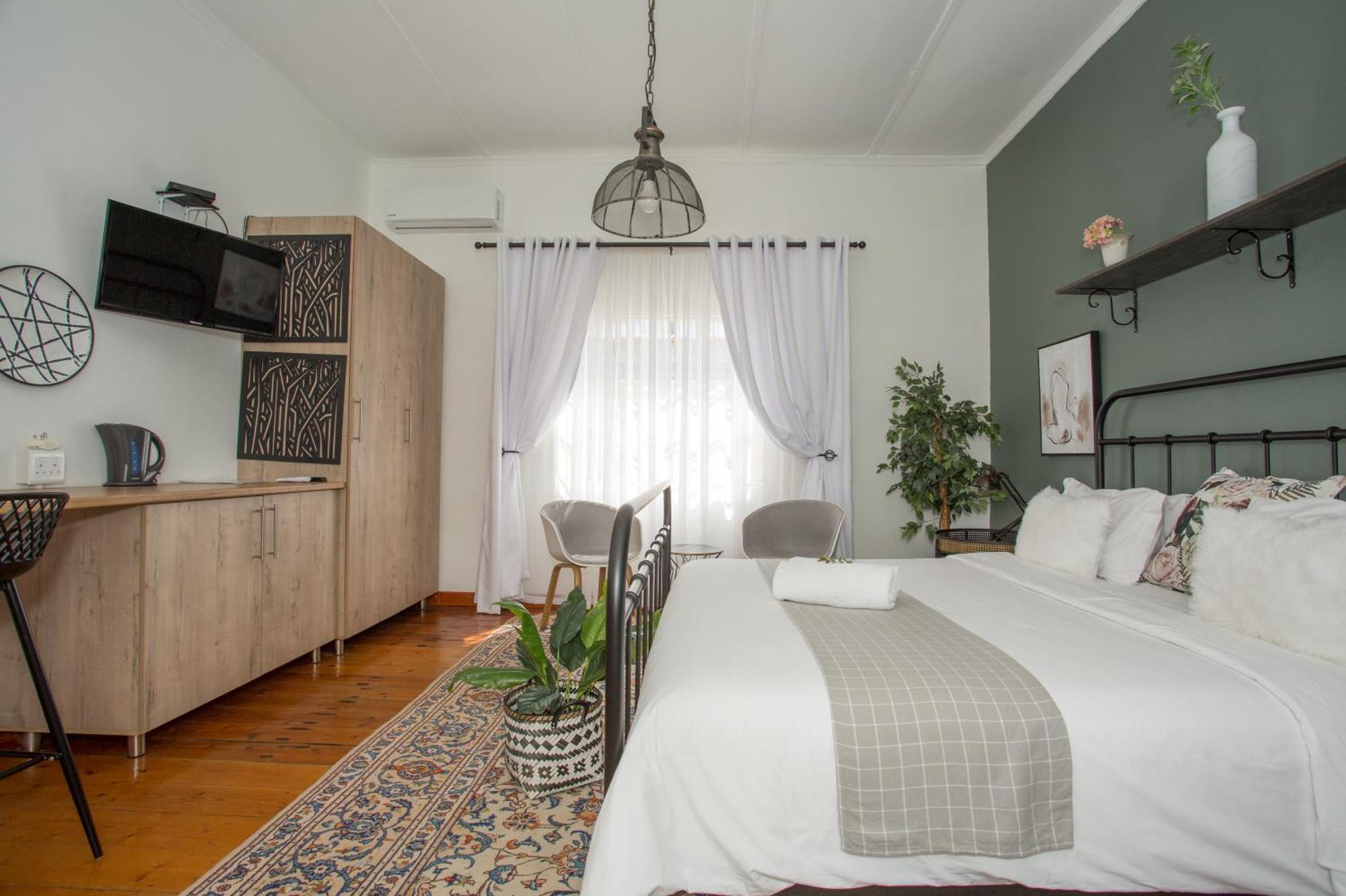 Steytlerville Royal Hotel 外观 照片