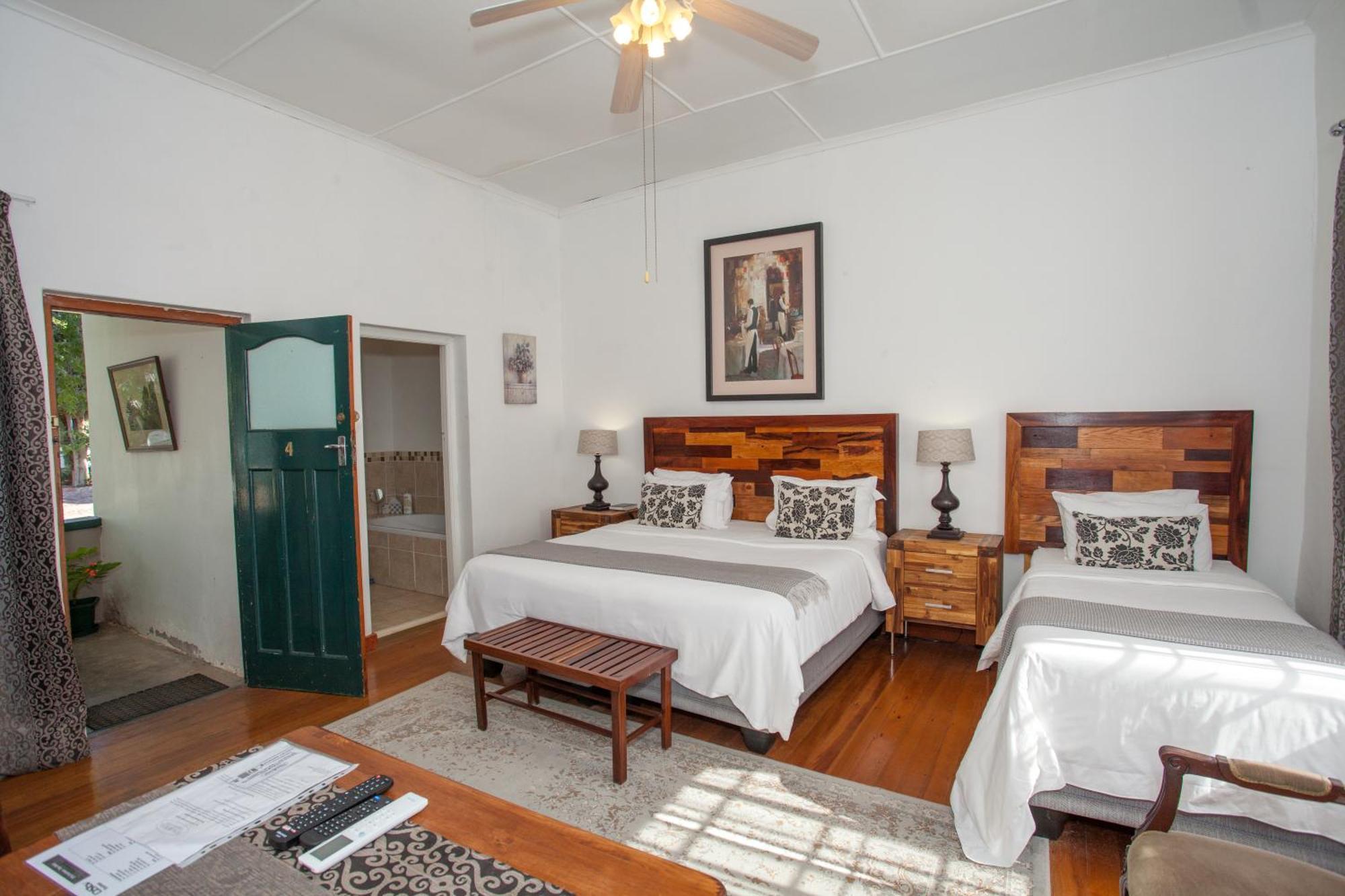 Steytlerville Royal Hotel 外观 照片